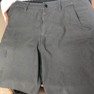 Lululemon Commission Shorts Size 32